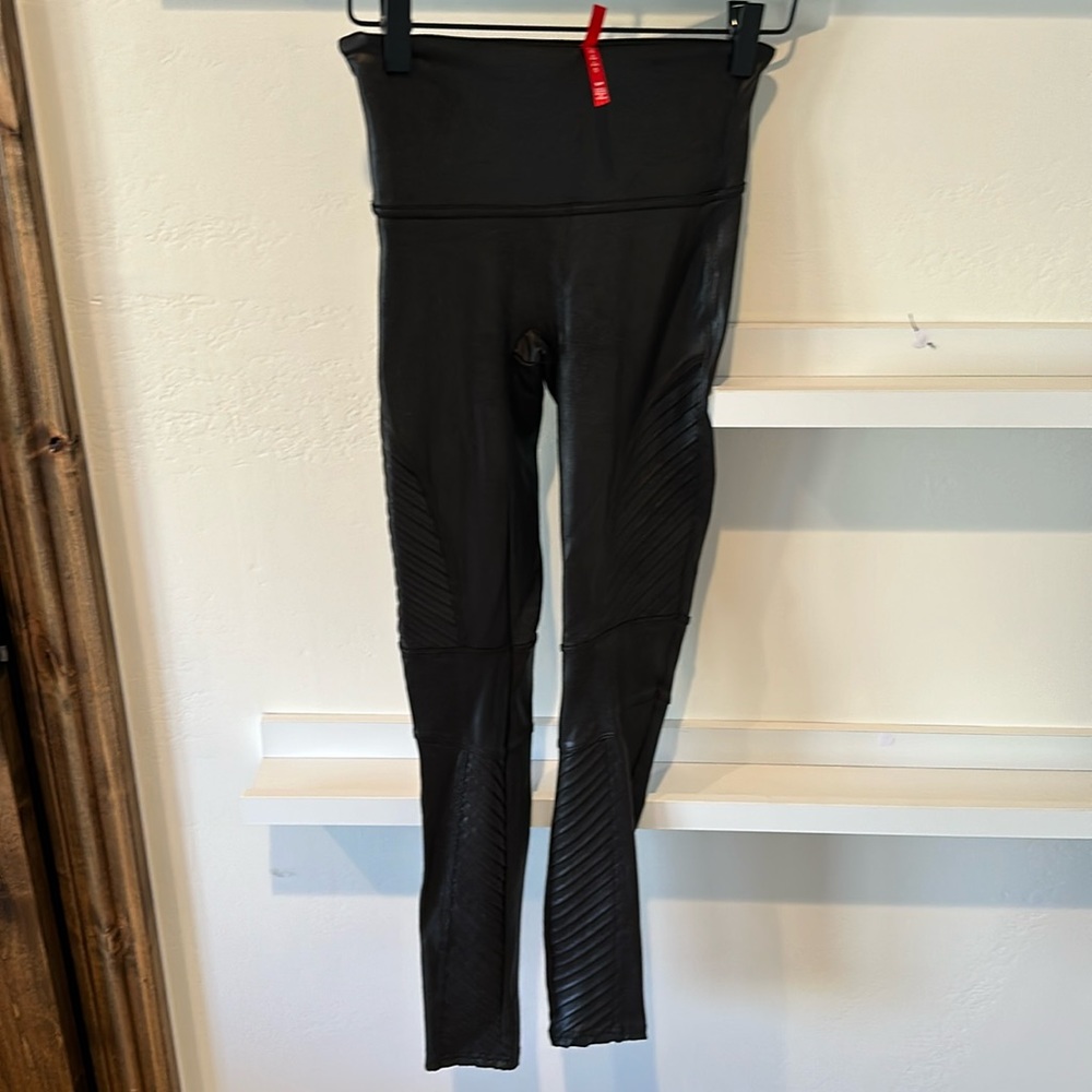 Spend Moto Leggings